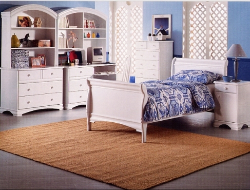 NAP ROOM for when it is time for Little Girl to take her nap